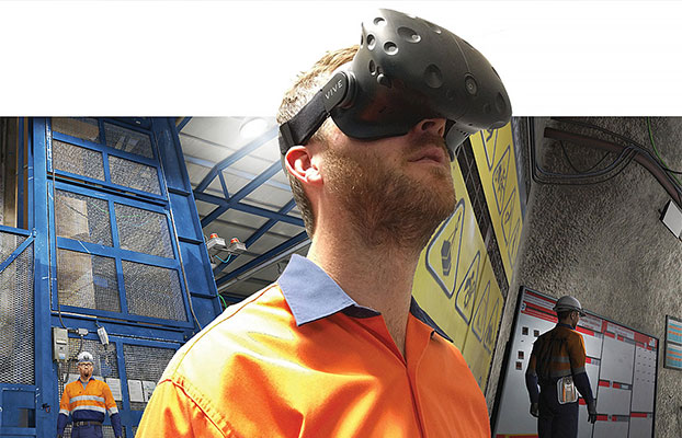 Trainee WorksiteVR Quest mengenakan headset VR
